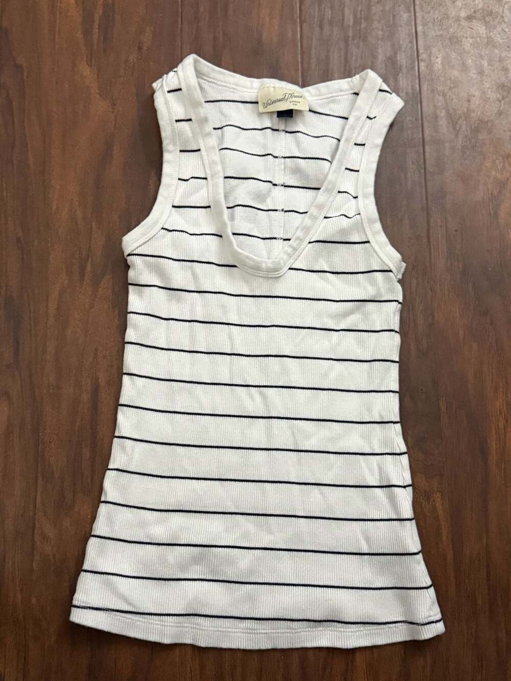 Universal Thread Ribbed Tank Top Size XS White Black Striped Scoop Neck